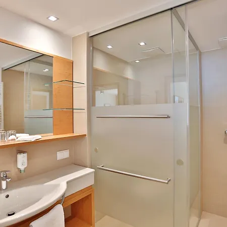 Seerose Hotel 4*